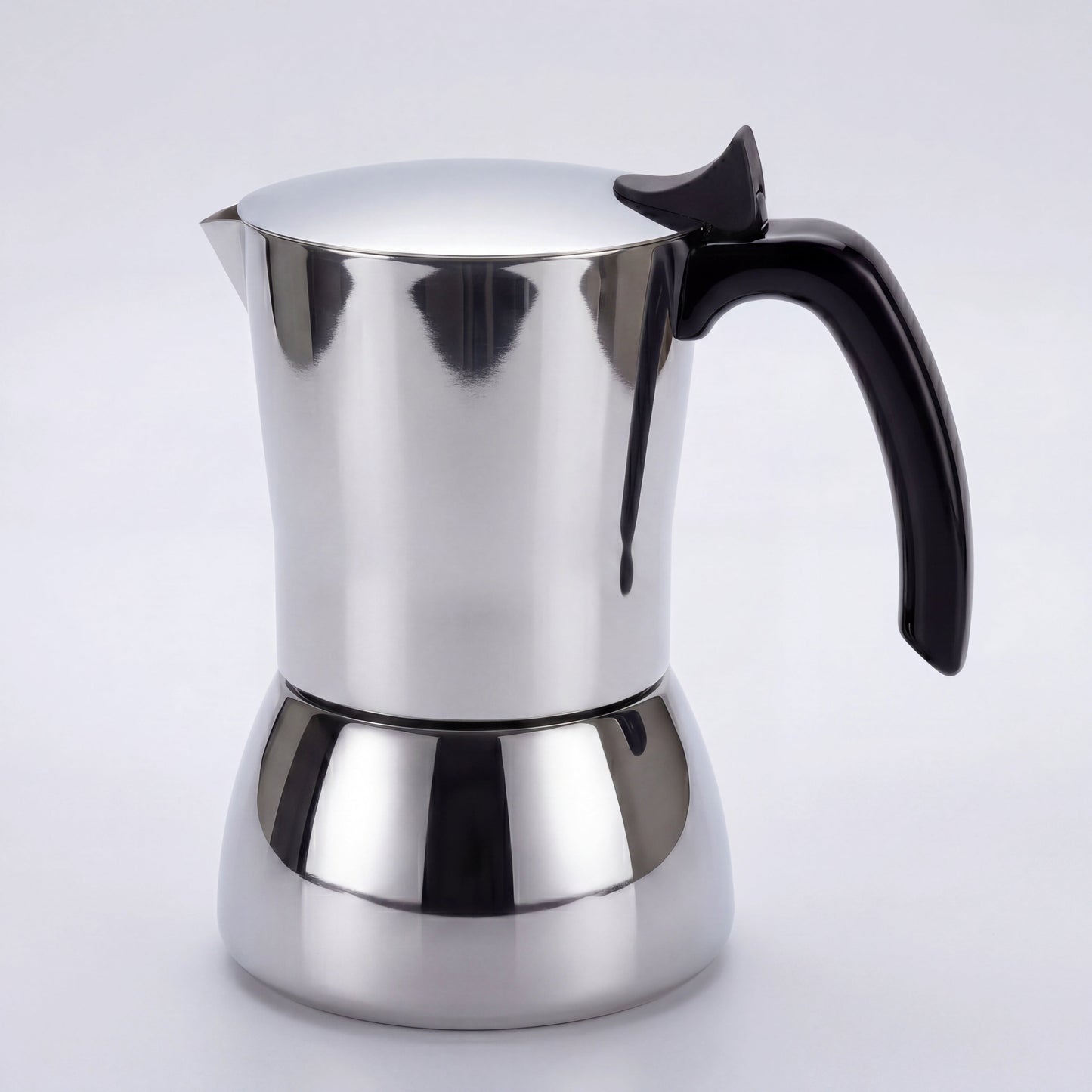 Cafetière italienne anti-brûlure inox 304, vue de trois-quarts avant