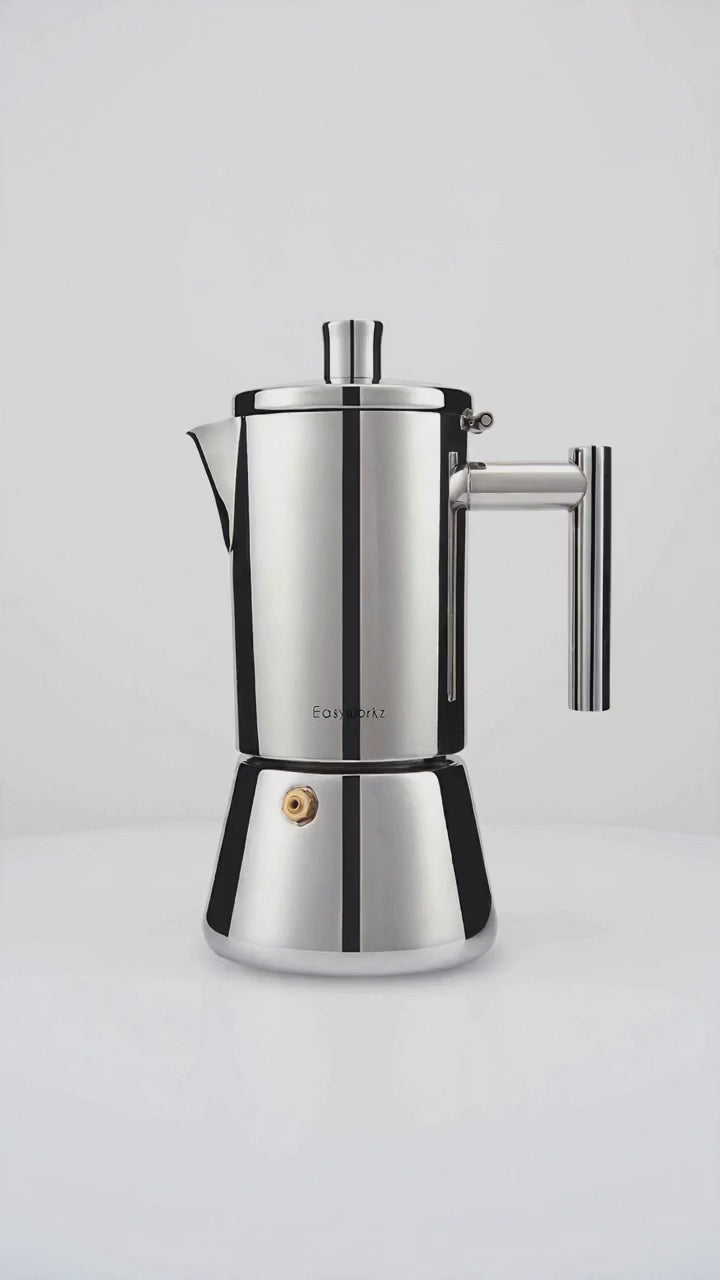 Vidéo du Kit Avancé : cafetière italienne, pichet à lait et tamper à espresso.